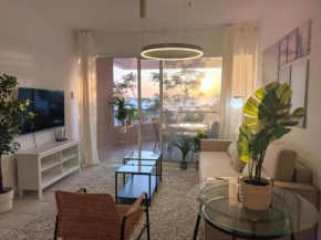 H&O Kings Palace Sea View Apartment